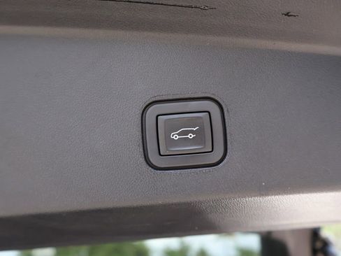 Used 2024 Cadillac Lyriq Sport RWD image 22