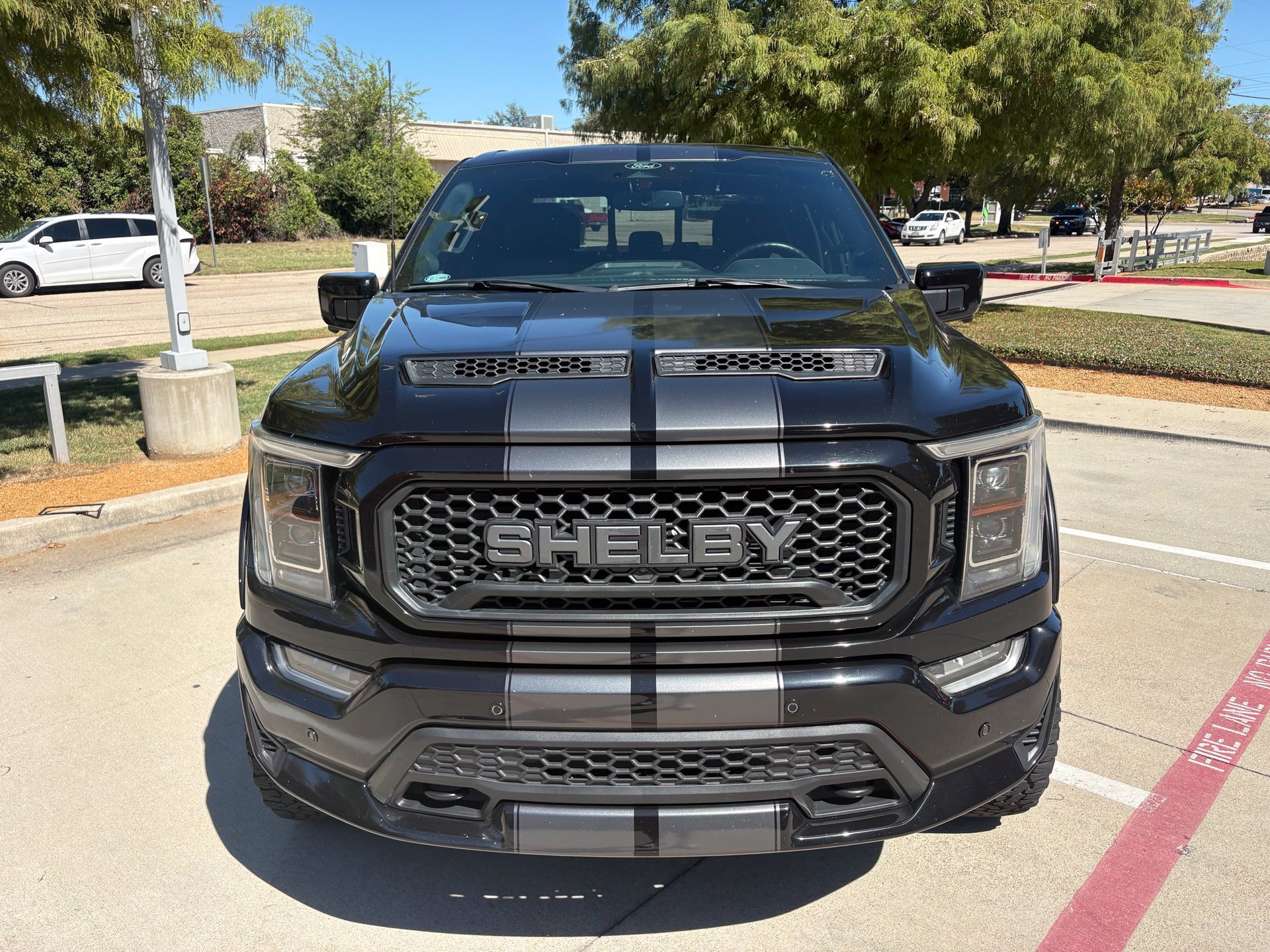 Used 2022 Ford F150 Lariat w/ Equipment Group 502A High AWD/4WD image 2