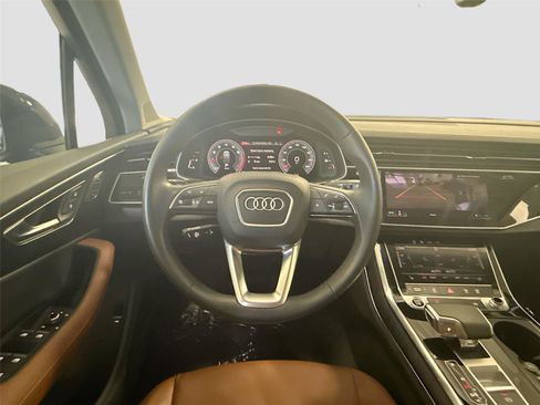 Used 2023 Audi Q7 3.0T Premium Plus w/ Premium Plus Package AWD/4WD image 11