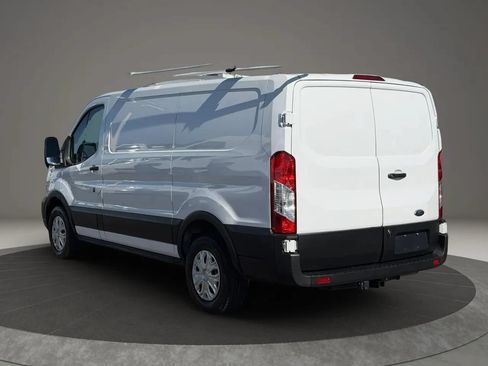 Used 2021 Ford Transit 250 Low Roof w/ Load Area Protection Package RWD image 4