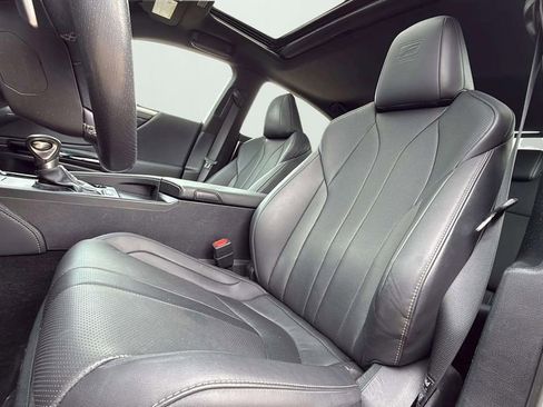Used 2023 Lexus ES 350 F Sport image 10
