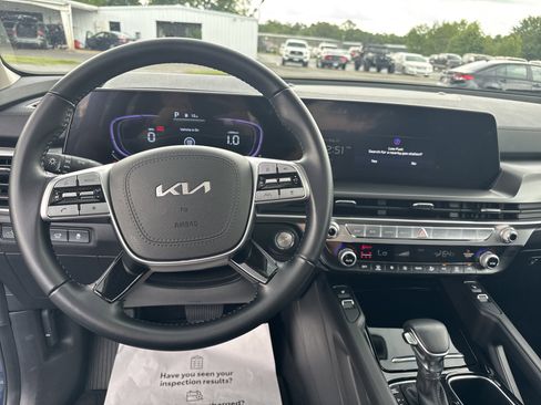 Used 2025 Kia Telluride S AWD/4WD image 17
