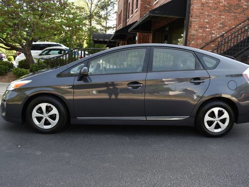 Used 2013 Toyota Prius Three image 4