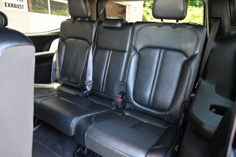 Used 2024 Jeep Wagoneer Series II w/ Flexible Seating Group AWD/4WD image 20