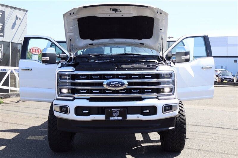 Used 2024 Ford F250 Platinum AWD/4WD image 47