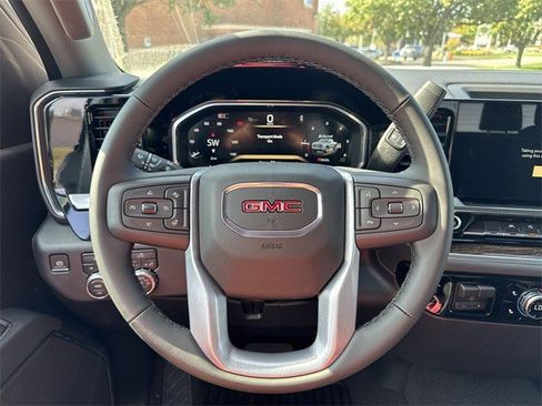 New 2026 GMC Sierra 1500 Elevation image 14