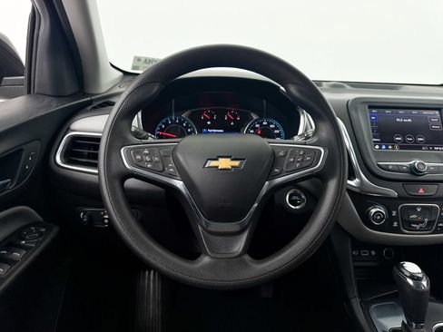 Used 2020 Chevrolet Equinox LT FWD image 3