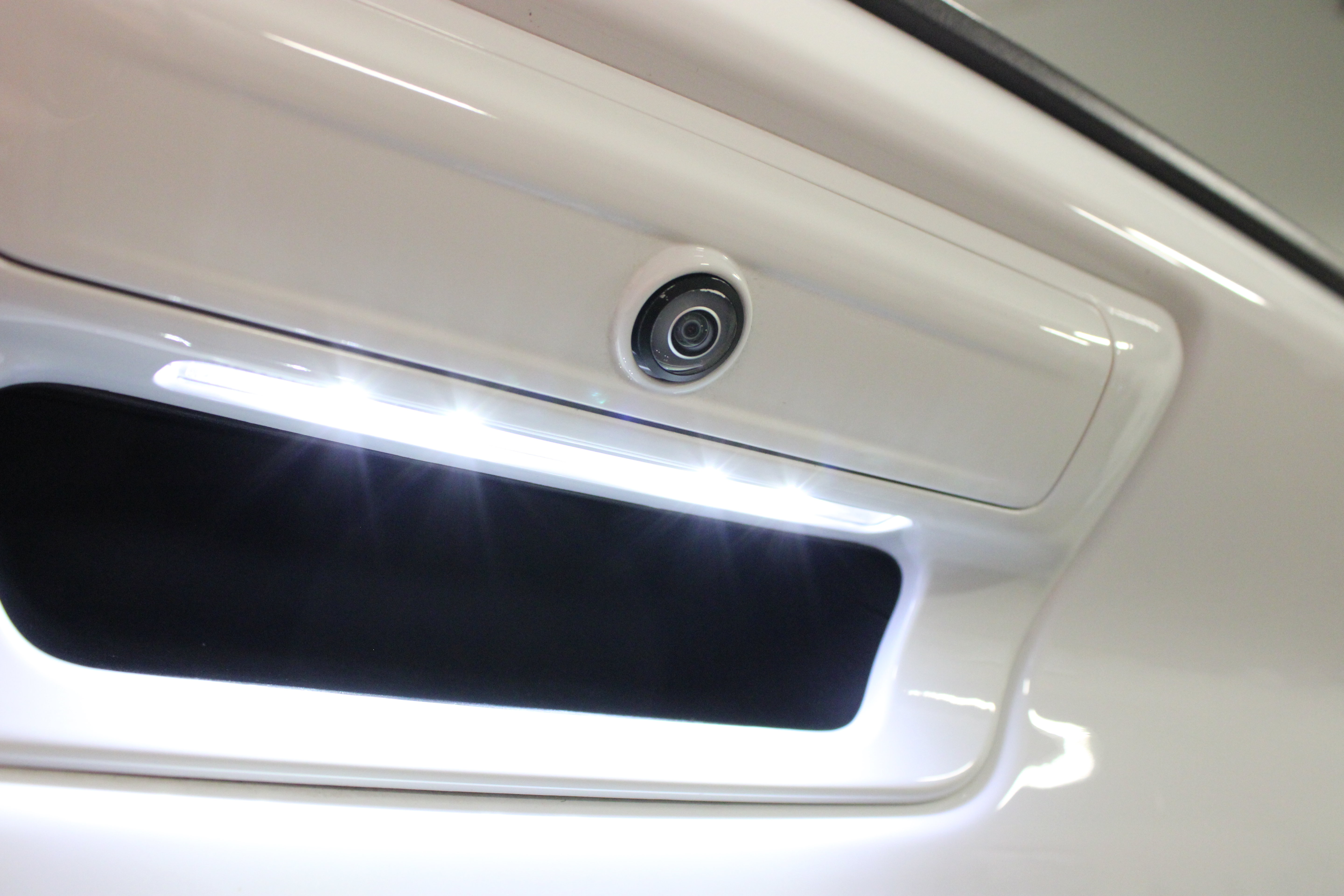 Used 2025 RAM 1500 Laramie AWD/4WD image 13