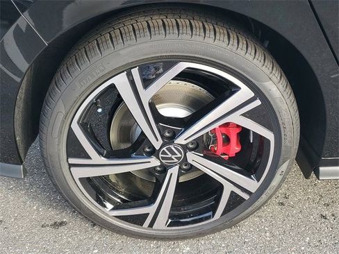 New 2026 Volkswagen GTI SE image 5