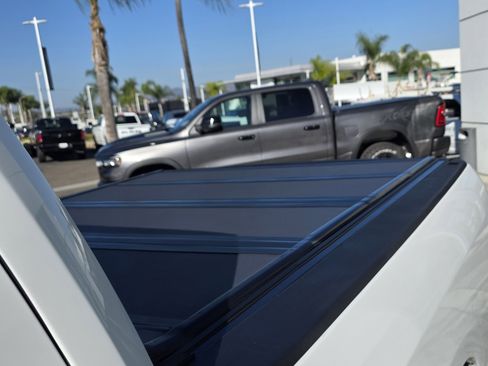 Certified 2021 RAM 1500 Classic SLT image 18