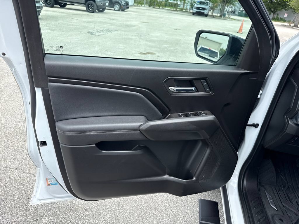Used 2023 GMC Canyon Elevation w/ Elevation Premium Package RWD image 13