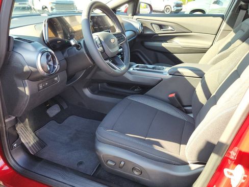 New 2026 Chevrolet Equinox EV LT image 6