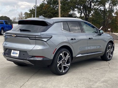 New 2026 Chevrolet Equinox EV LT image 5