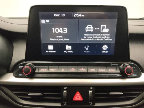 Used 2020 Kia Forte LXS image 25