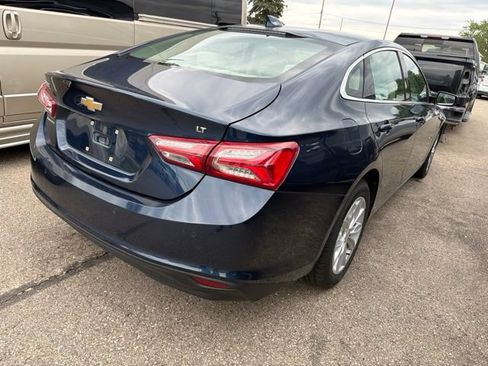 Used 2022 Chevrolet Malibu LT w/ Leather Package FWD image 7