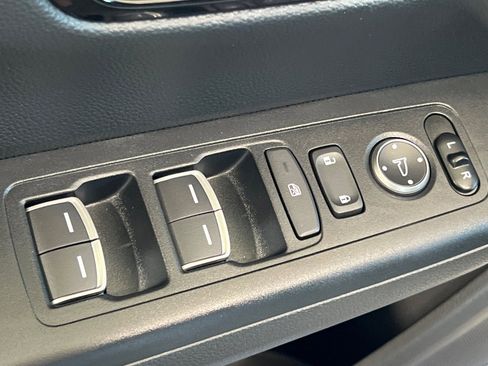 Used 2025 Honda CR-V Sport Touring image 13