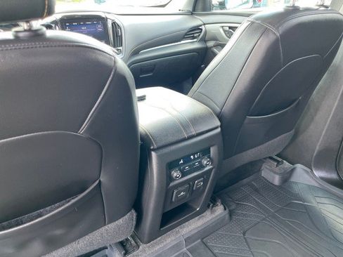 Used 2020 Chevrolet Traverse RS AWD/4WD image 15