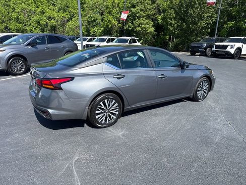 New 2026 Nissan Altima 2.5 SV FWD image 6