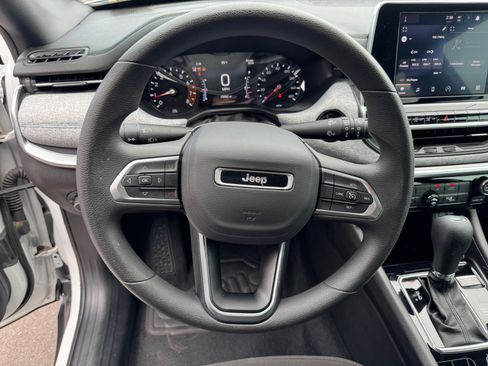 Certified 2025 Jeep Compass Sport AWD/4WD image 20