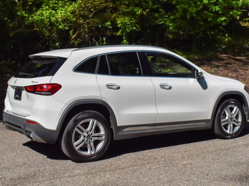 Used 2021 Mercedes-Benz GLA 250 4MATIC image 8