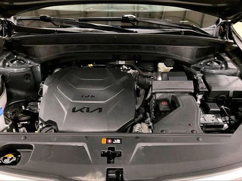 Used 2025 Kia Telluride S image 10