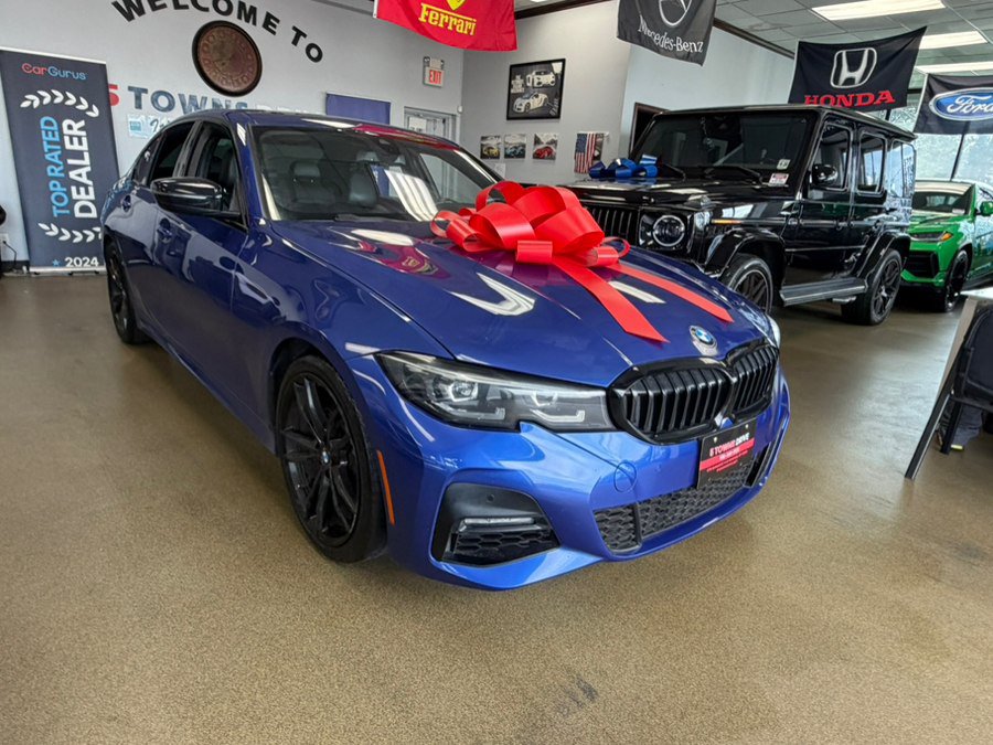 Used 2022 BMW 330i Sedan w/ M Sport Package RWD image 4
