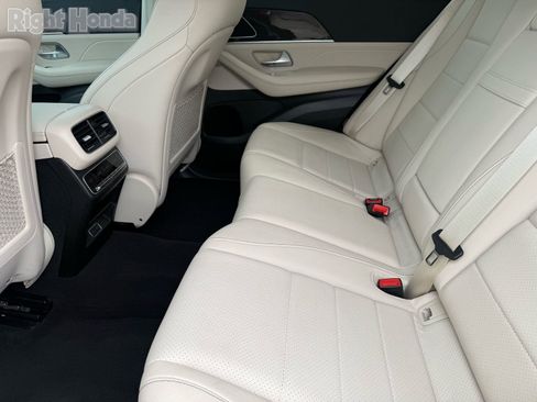 Used 2024 Mercedes-Benz GLE 450 4MATIC image 26