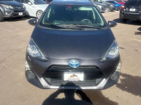 Used 2015 Toyota Prius C Two image 2