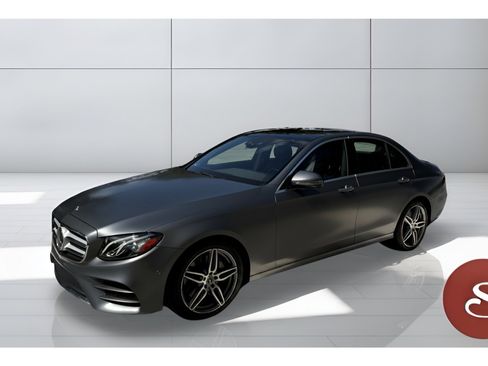 Used 2020 Mercedes-Benz E 450 4MATIC Sedan image 1