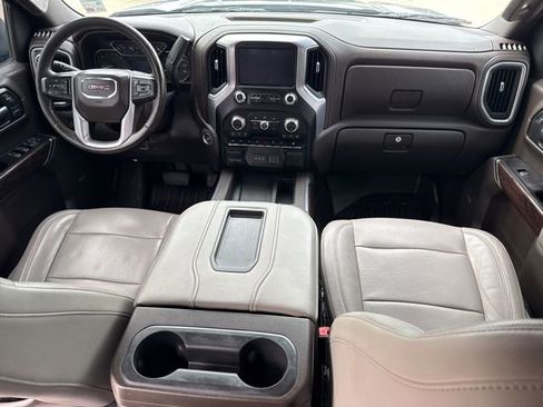 Used 2019 GMC Sierra 1500 SLT image 16