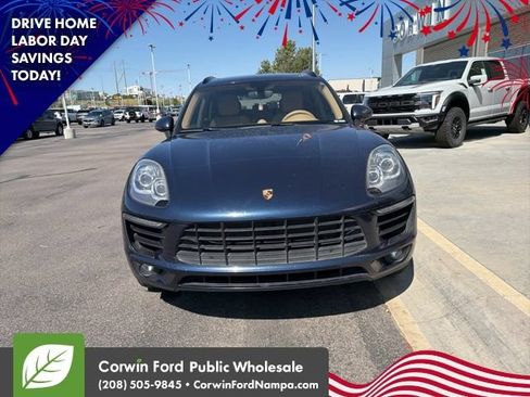 Used 2015 Porsche Macan S AWD/4WD image 2