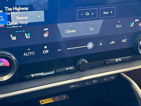 Certified 2026 Lexus RZ 350e 2WD image 24