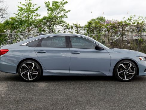 Used 2022 Honda Accord Sport image 8