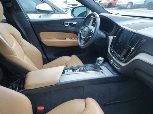 Used 2020 Volvo XC60 T5 Inscription w/ Protection Package Premier image 8