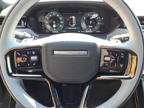 New 2026 Land Rover Range Rover Velar S AWD/4WD image 11