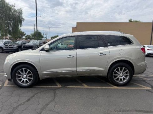 Used 2013 Buick Enclave Leather FWD image 6