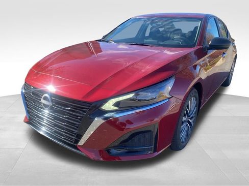 New 2025 Nissan Altima 2.5 SV w/ SV Premium Package image 3