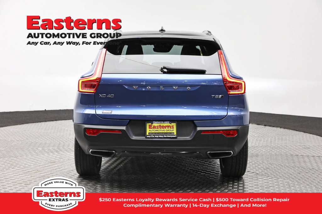 Used 2020 Volvo XC40 T5 R-Design AWD/4WD image 7