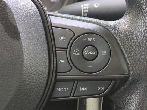 Used 2023 Toyota Corolla LE FWD image 23