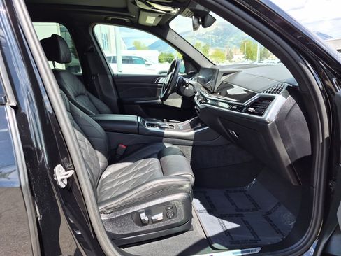 Used 2025 BMW X5 M60i w/ Parking Assistance Package AWD/4WD image 35