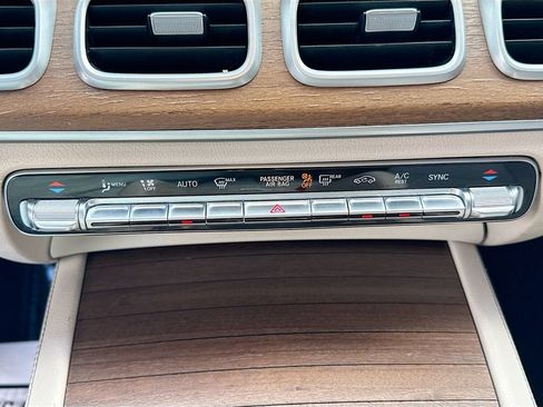 Used 2022 Mercedes-Benz GLE 350 image 17