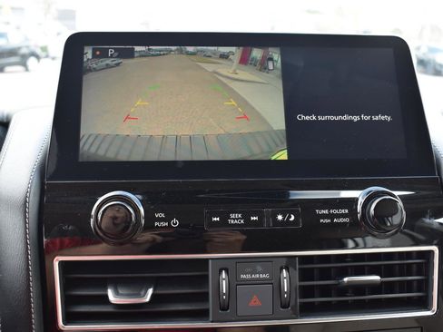 Used 2024 Nissan Armada SV image 37