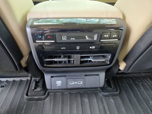 Used 2024 Acura MDX FWD w/ Technology Package image 6