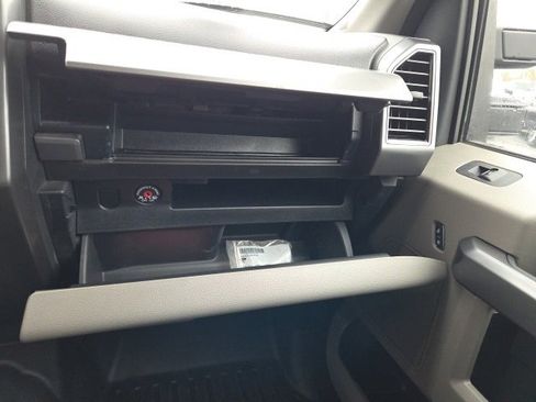 Used 2022 Ford F350 XLT image 25