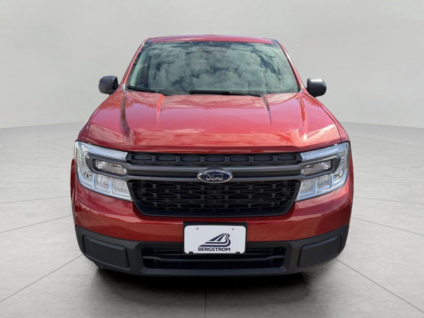 Used 2023 Ford Maverick XLT FWD image 3