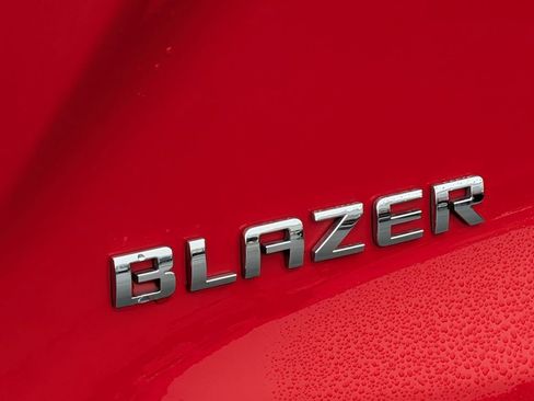 Used 2023 Chevrolet Blazer LT image 12