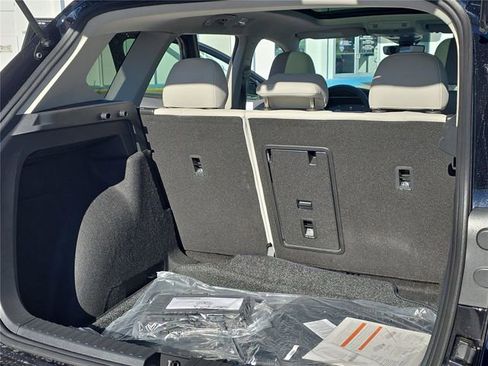 New 2026 Volkswagen Taos SE FWD image 26