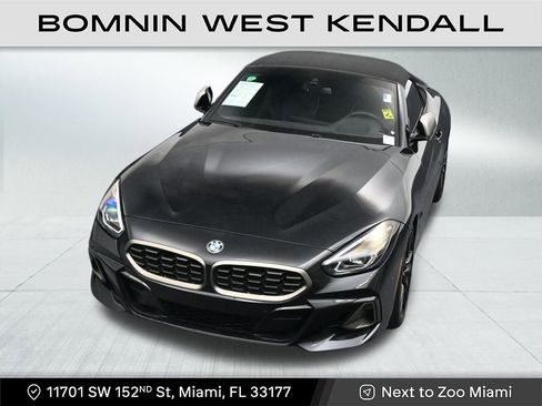 Used 2024 BMW Z4 M40i w/ Premium Package image 20