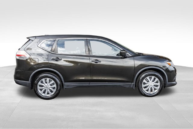 Used 2016 Nissan Rogue S AWD/4WD image 4