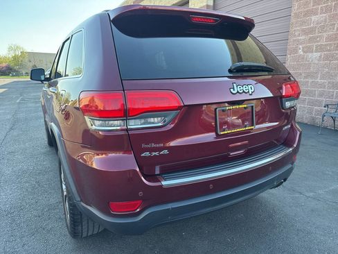 Used 2018 Jeep Grand Cherokee Limited image 18